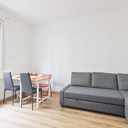 Eiffel Tower 2 Heart Of 1br-4p With Netflix Apartment *